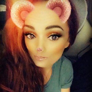 Meet your Posher, Sabrina